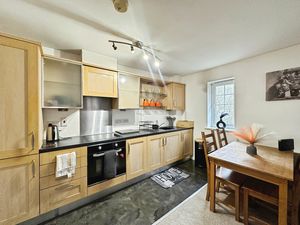 Photo 10- click for photo gallery